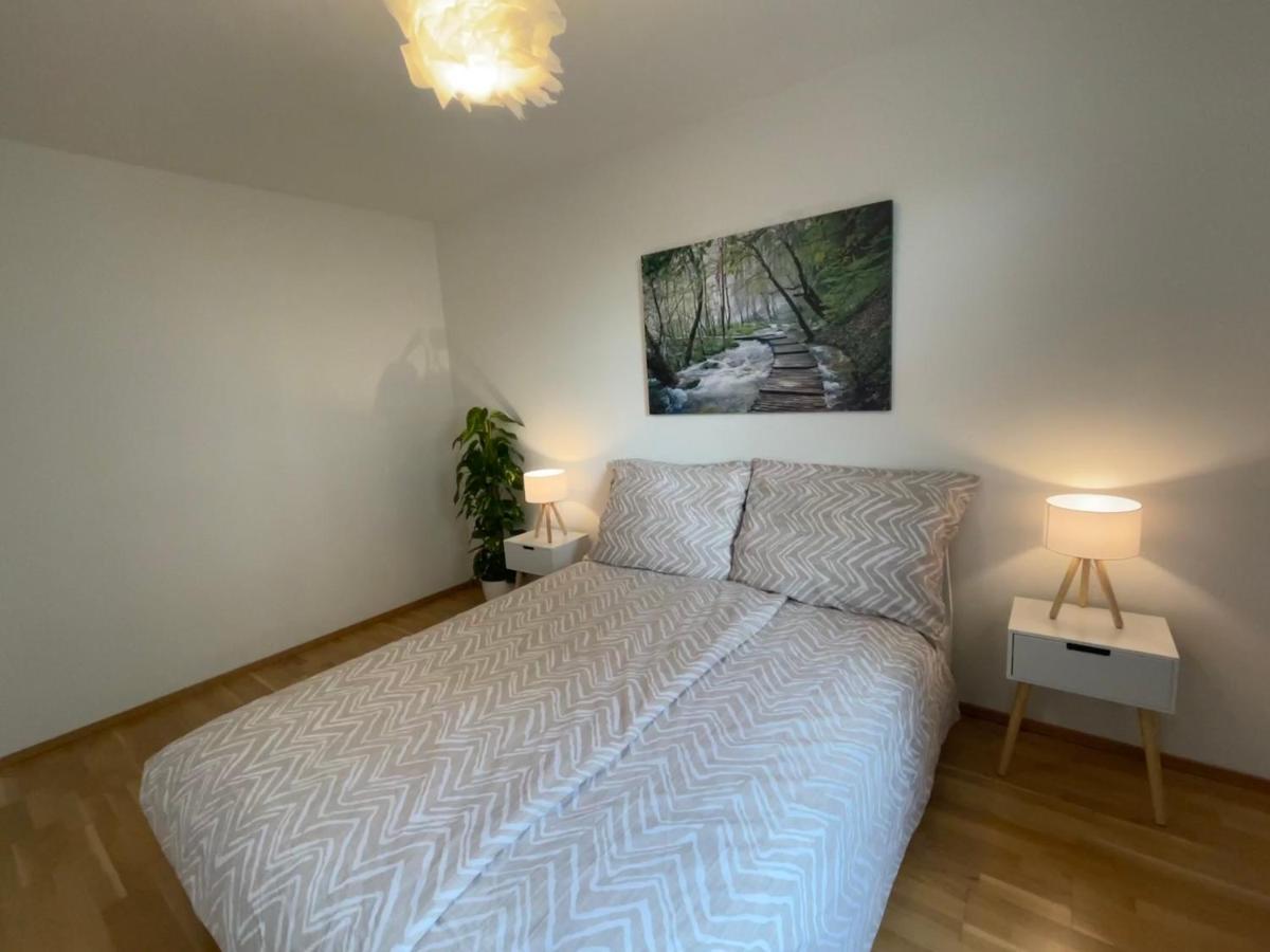 55 M2 Stylish Apartment With Balcony & Parking Wina Bagian luar foto